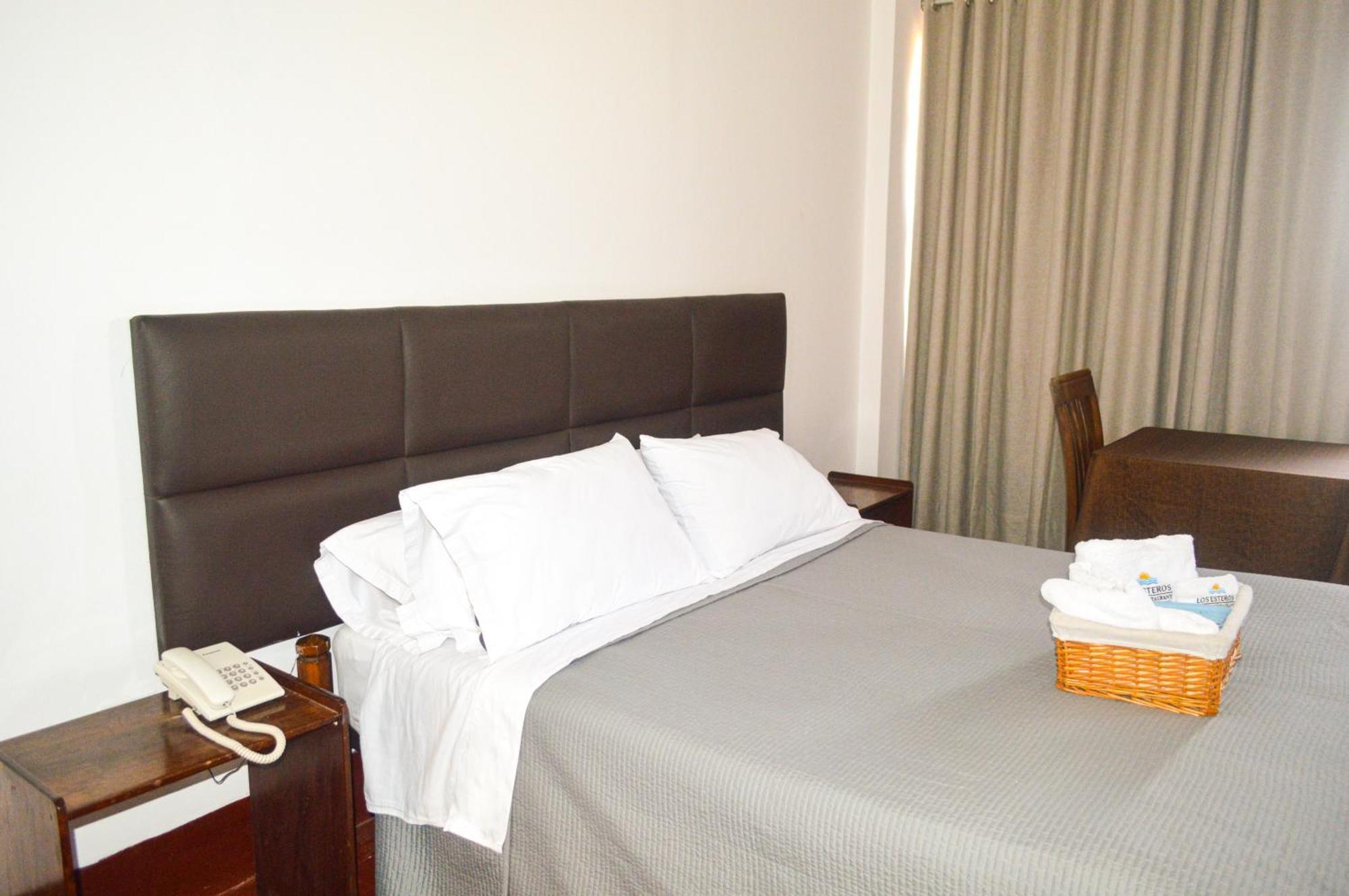 Los Esteros Hostal Huanchaco Exterior photo